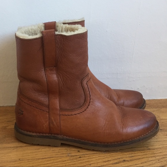 frye celia shearling